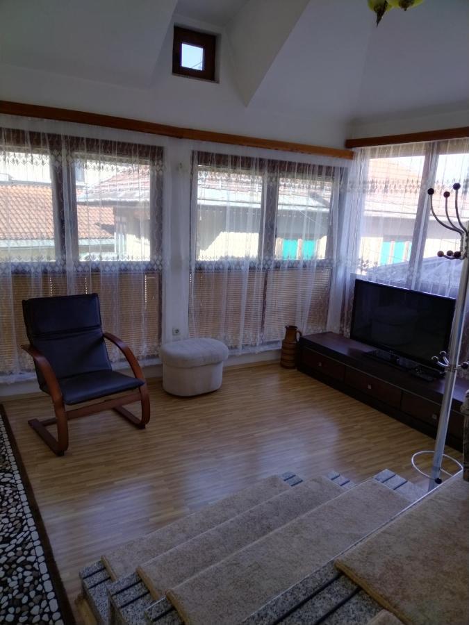 Appartement Uspinjaca à SJJ Extérieur photo
